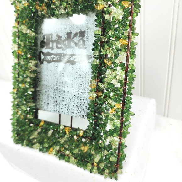 Treska Green Hand beaded Photo Frame 4x6 Photo - Picture 6 of 12